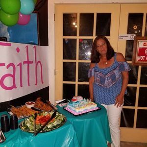 Meet your Posher, Faith